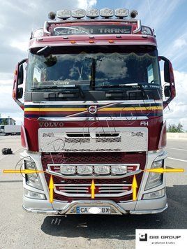 Держатель фар на решетку для Volvo FH 16 (2012+) 15462 фото