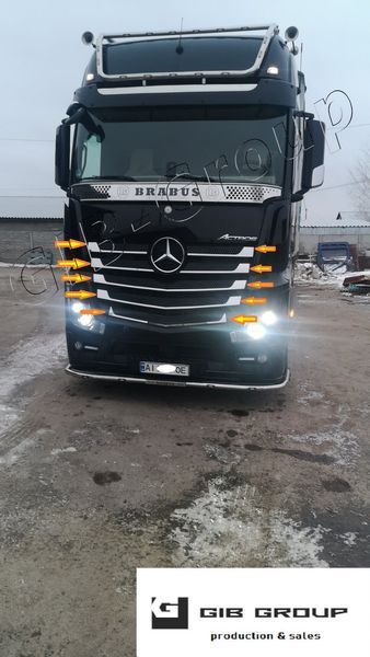 Набір накладки на решітку "Mercedes-Benz" Actros MP4 (BM963; 2011-2018) Технічна нержавійка 0306/Т430 фото