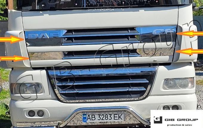 Накладка на верхню решітку радіатора DAF CF 14562 фото
