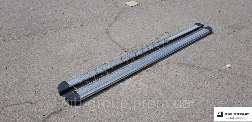 Пороги боковые площадка для Toyota Hiace (95-06) d60х1,6мм 12642.S2-09S.6 фото
