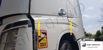 Накладки вставки на двери для Volvo FH16 (2012+) 15634 фото