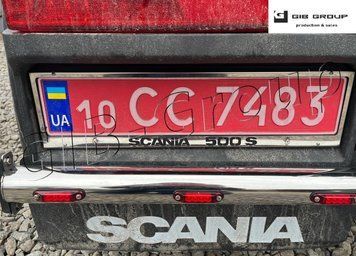 Рамка номерного знаку з написом і логотипом "Scania 500S" 18494 фото