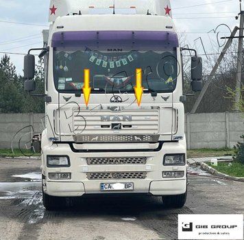 Накладка над решіткою радіатора MAN TGA (Вузька кабіна) 15355 фото