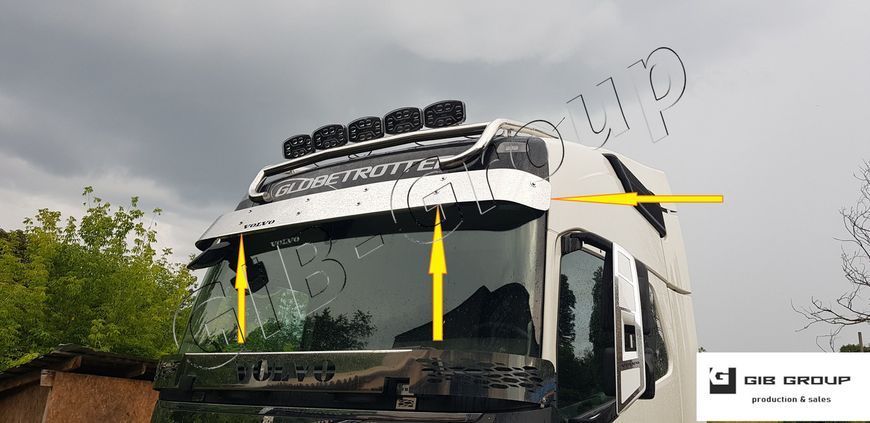 Козырек солнцезащитный&nbsp;из нержавеющего металла для Volvo FH (2012+) с креплением 15638 фото