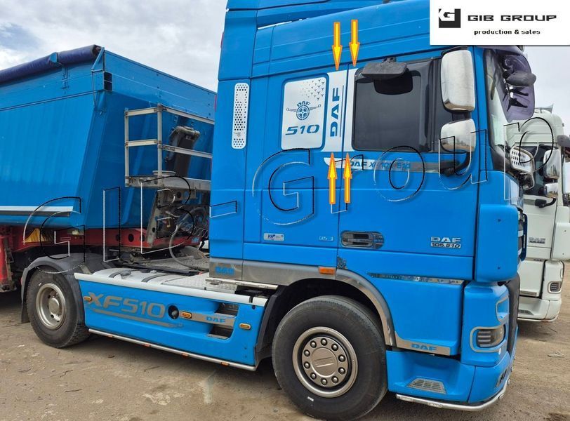 Накладки на стійки дверей DAF XF 95-105-106 0737 фото