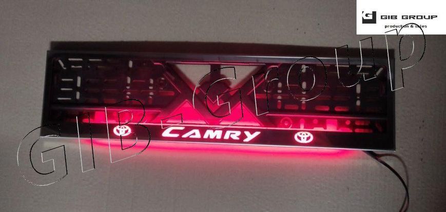 LED Рамка номерного знаку з написом та логотипом "Camry" з червоною підсвіткою 3363 фото