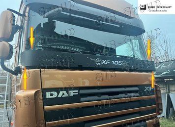 Накладка Балкон лобового скла для Daf XF 105. Техника, черная текстура 3374 фото