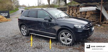 Пороги боковые площадка для Volkswagen Touareg (2007-2010) d60х1,6мм 13176.S2-04.6 фото