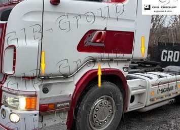 Боковые трубы под дери + кабины спойлера для Scania 15662/Led фото