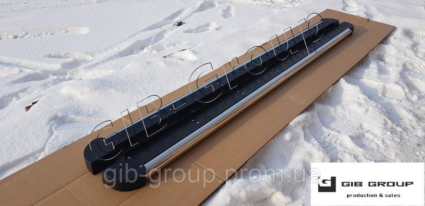 Пороги боковые площадка для Toyota Hiace (07+) d51х1,6мм 12725.S2-07L.5 фото