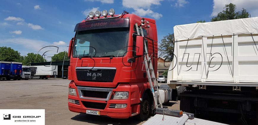 Тримач фар (Люстра) на дах "MAN TGX" (2007-2012) 1131 фото